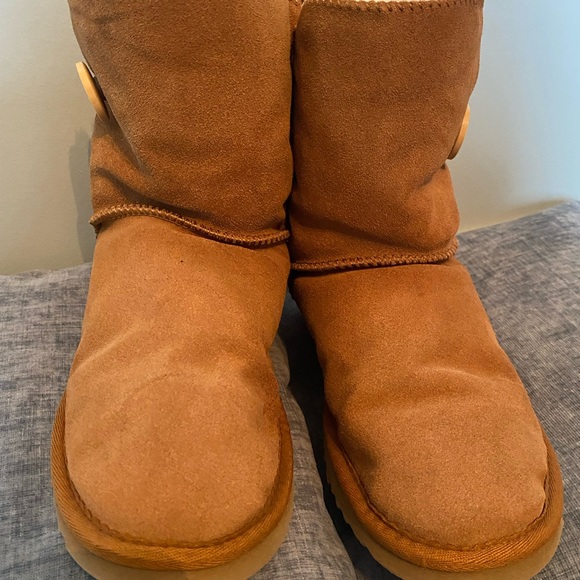 Ugg Boots - Size 39 - Picture 8 of 10